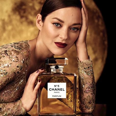 latest chanel perfume advert|Chanel no 5 advertisement.